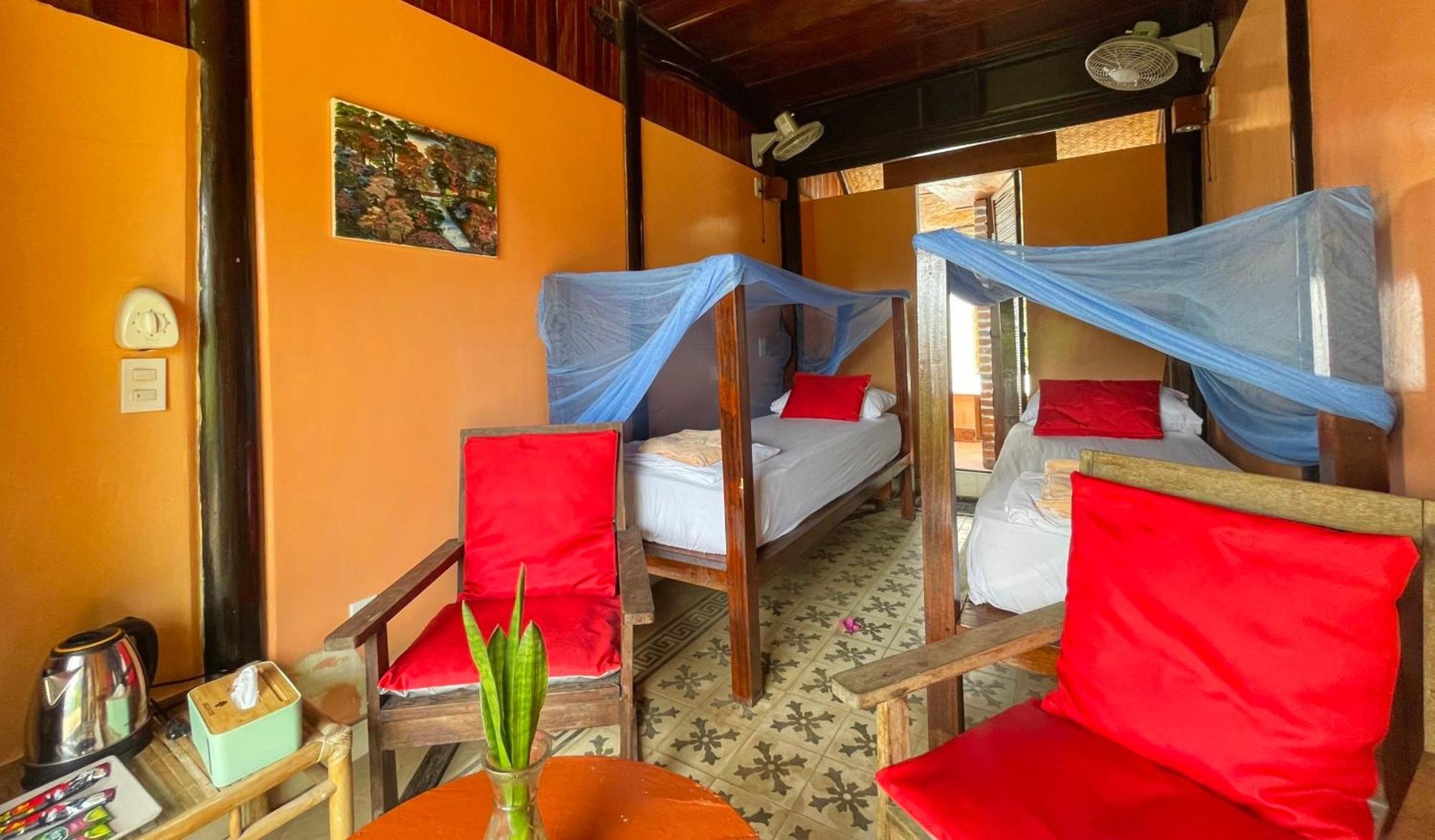 Villa Louise Hue Beach Boutique Hotel Room photo