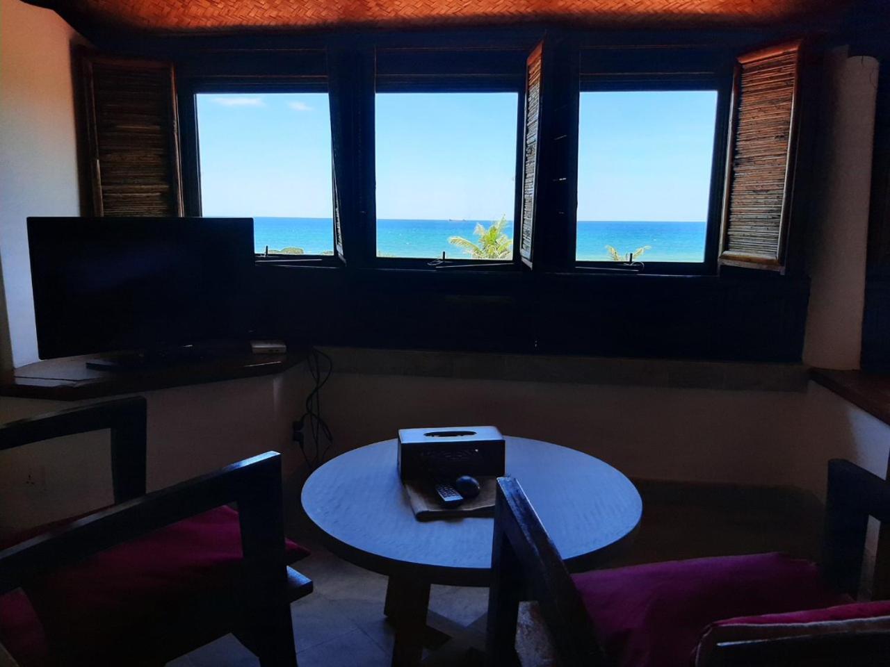 Villa Louise Hue Beach Boutique Hotel Room photo